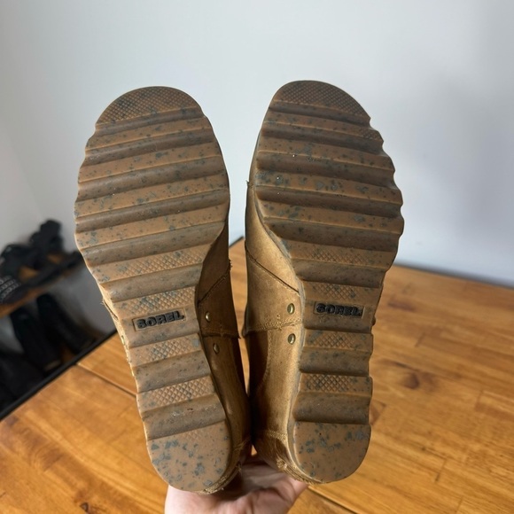 Sorel Lea Tan Brown Leather Chelsea Wedge Heel Ankle Boots Size 8 - Picture 8 of 8